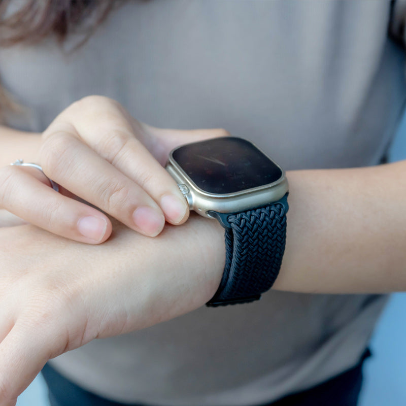 Fari Geflochtenes Schlaufen Armband