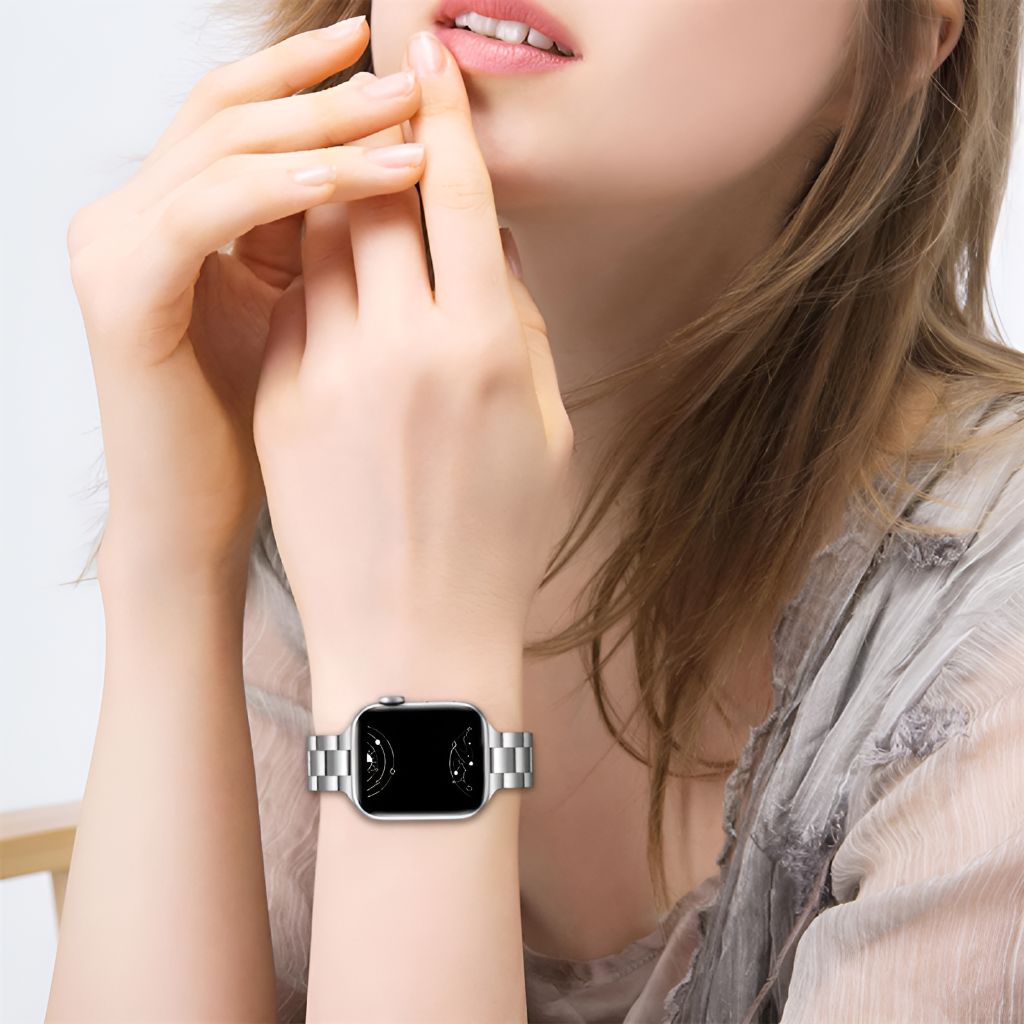Zoe Dünnes Metall Armband