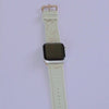 Satura Graviertes Blumen-Silikon Armband